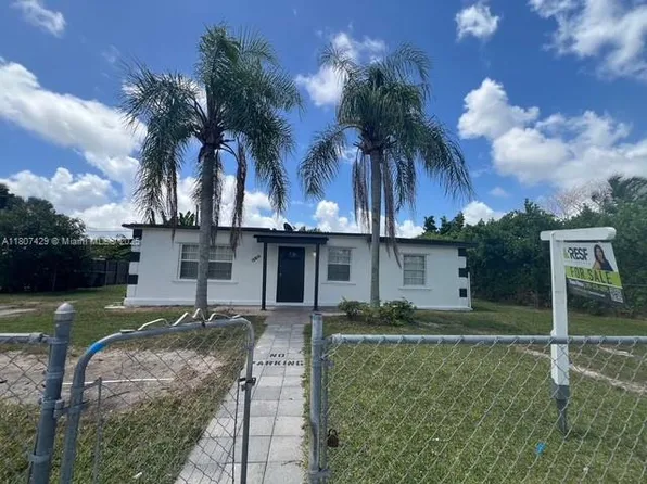 15510 Leisure Dr, Homestead, FL 33033