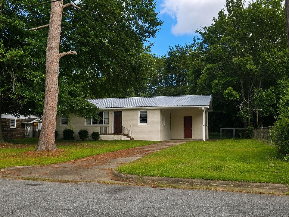 1st image of 2782 Reynolds Dr