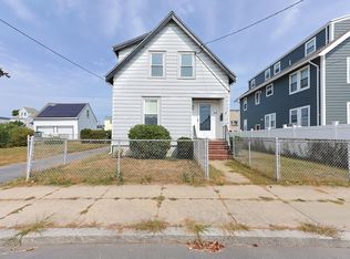42 Centre St, Winthrop, MA 02152