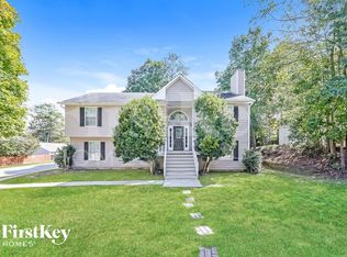 2132 Cheyenne Ln, Lawrenceville, GA 30044