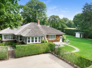 14 Henry St, Southampton, NY 11968