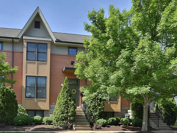 2nd image of 4206-4208 Olive St #4206