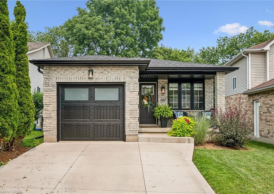 1st image of 142 Marl Meadow Dr