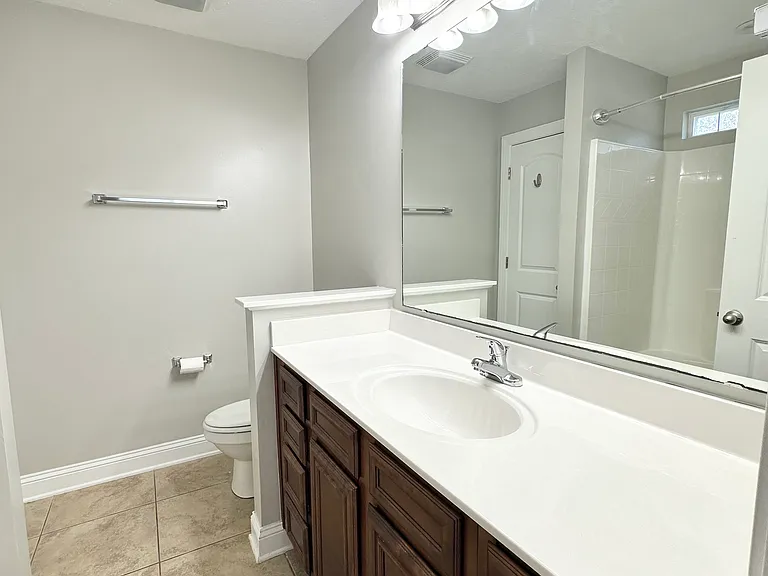 405 Vintage Cir — Photo 13