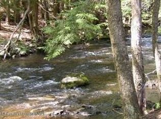 47 Riverfront Way, Gouldsboro, PA 18424