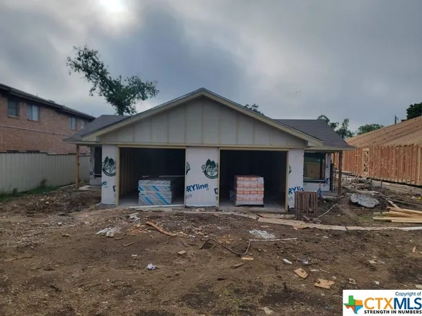 1204 N 8th St, Killeen, TX 76541