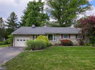621 Valley Rd, Lancaster, PA 17601