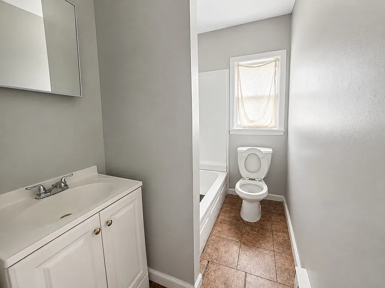 2601 N Sartain St — Photo 16