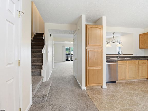 2nd image of 439 Kensington Ave