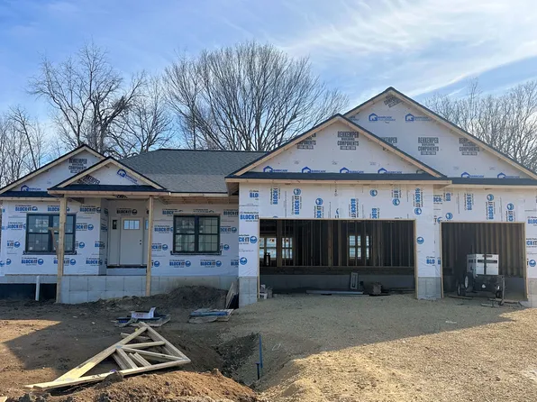 375 Mill Ridge Dr, Byron, IL 61010