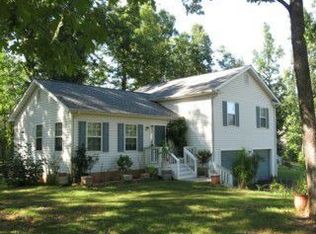 25 Oak Terrace Dr, Ruckersville, VA 22968