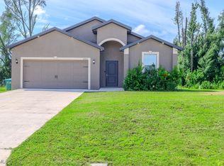 2902 NW 10th Ter, Cape Coral, FL 33993