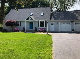 302 Ruhle Rd S, Ballston Lake, NY 12019