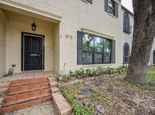 573 N Post Oak Ln, Houston, TX 77024