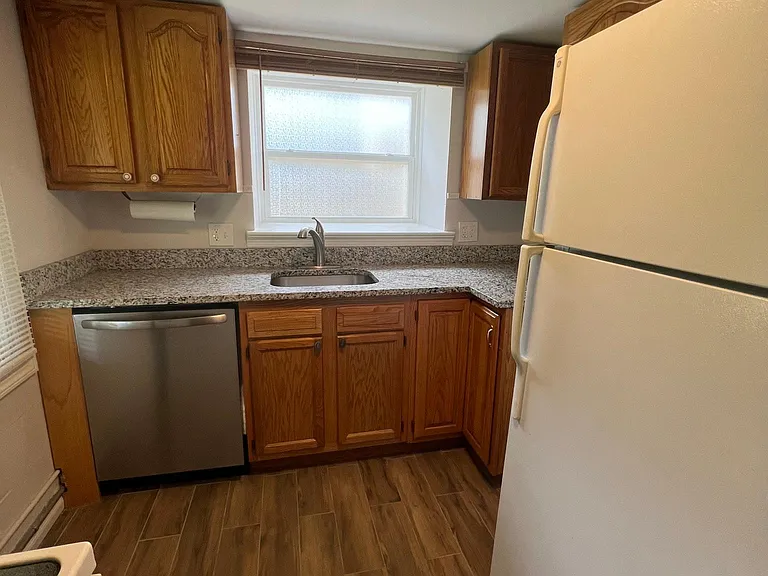 6831 Maryland Ave #C — Photo 7