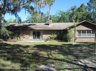 7231 Quail Hollow Blvd, Zephyrhills, FL 33544