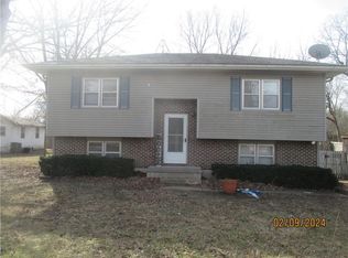 26778 Goodwill Chapel Rd, Sedalia, MO 65301