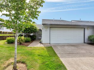 9317 SW Manchester Pl, Beaverton, OR 97007