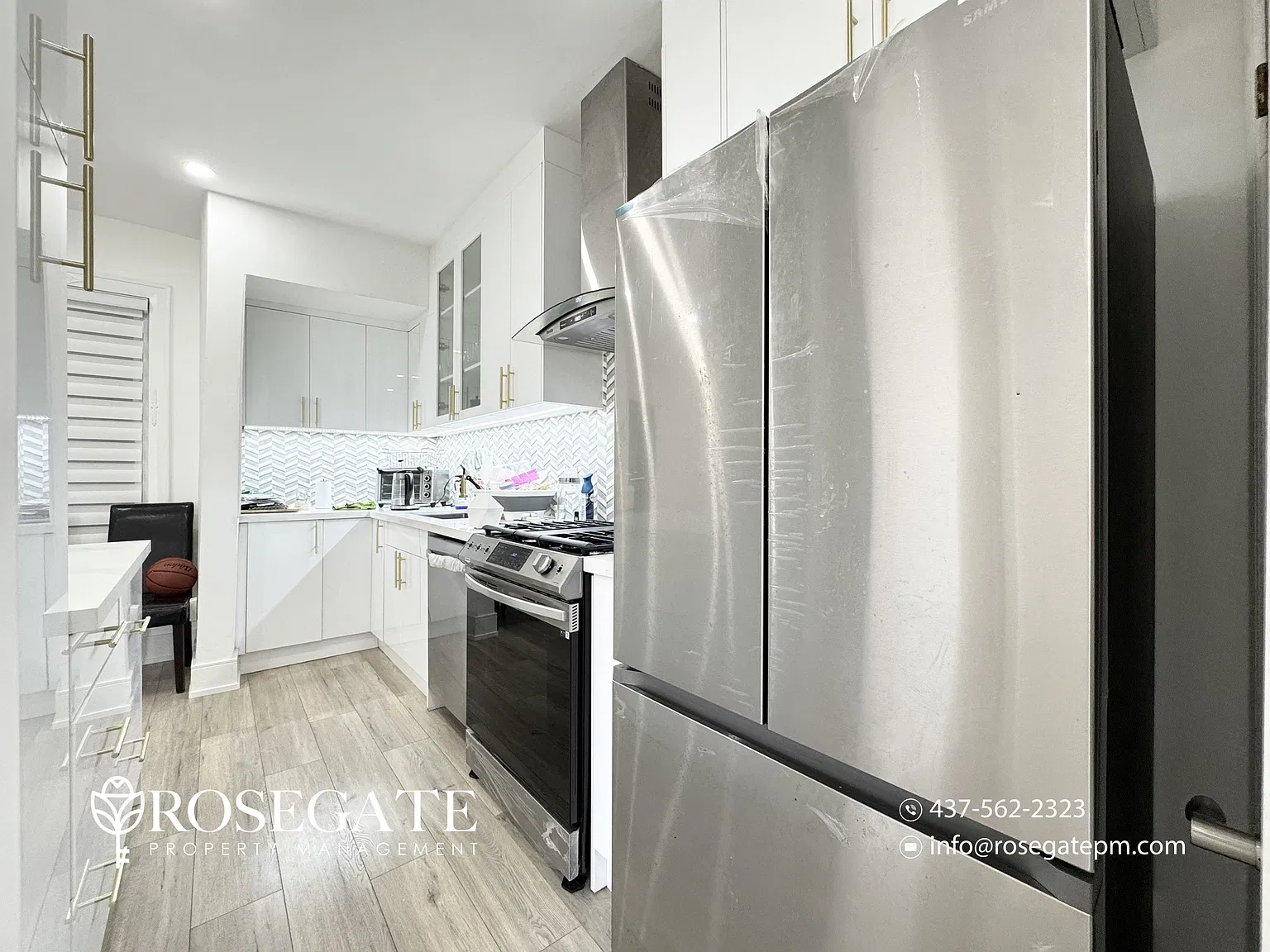 2 Rockvale Avenue Toronto — Photo 3
