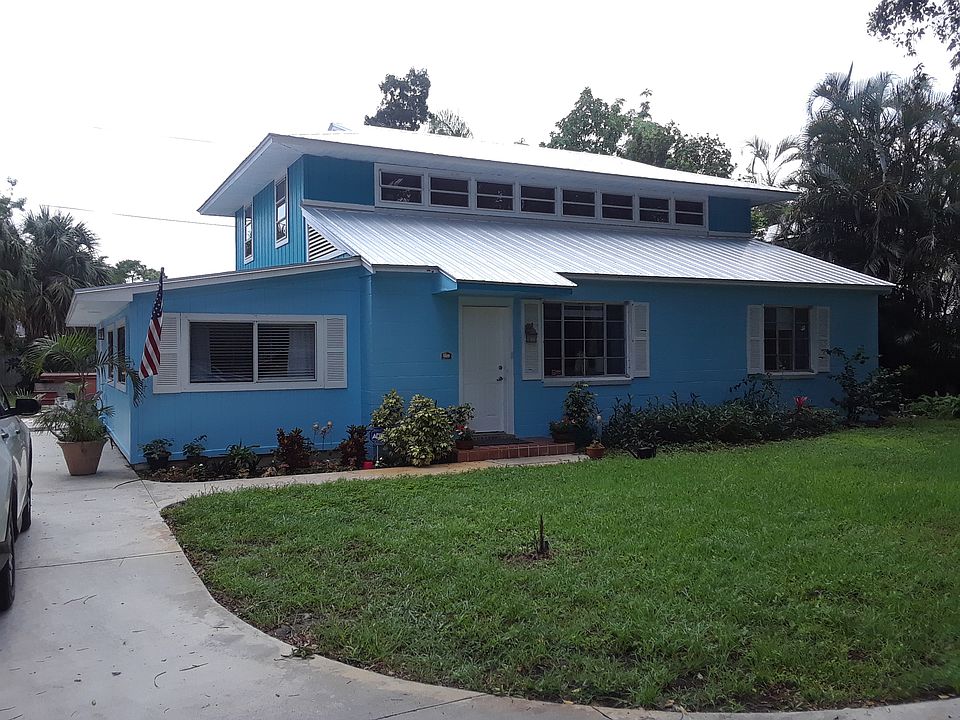 Magnificent Key West style home