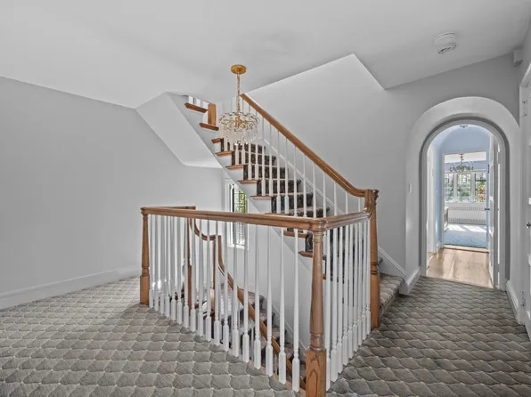 4500 Fieldston Road image 12 of 17