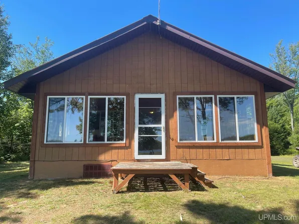 E7466 County Road 440, Wetmore, MI 49895