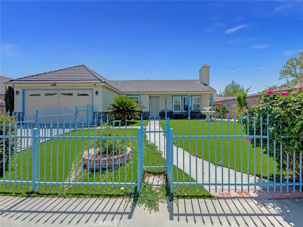 1610 W Newgrove St, Lancaster, CA 93534
