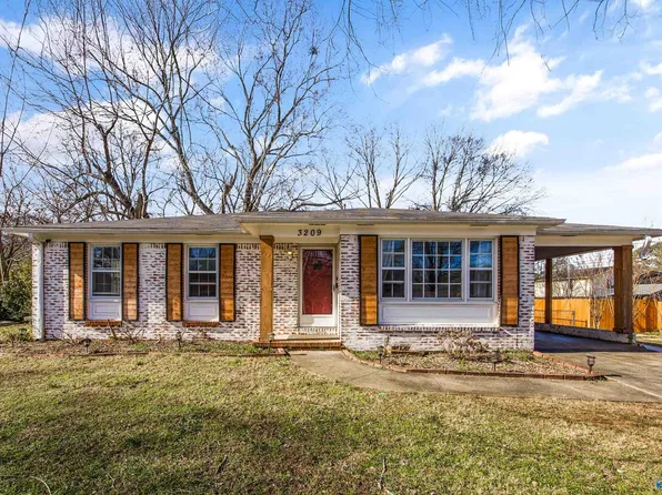 3209 Harvey St NW, Huntsville, AL 35810