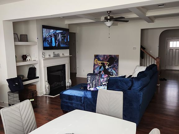 5th image of 7658 Squire Ct