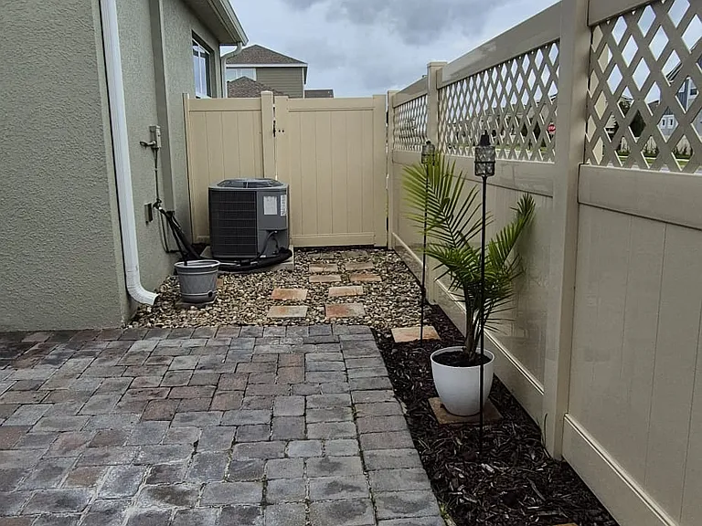 1860 Tohoqua Blvd — Photo 32