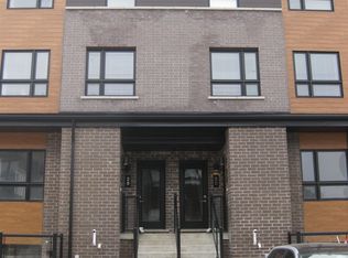 6705 Cropp St #30, Niagara Falls, ON L2E 0C1