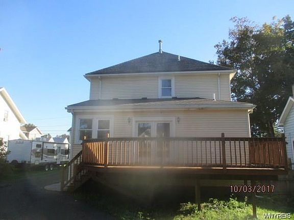 2nd image of 8131 West Ave