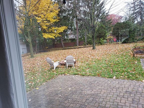 2nd image of 1724 Barrington Pl