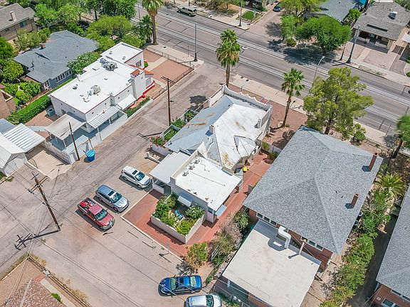 3rd image of 521 E University Blvd APT 3