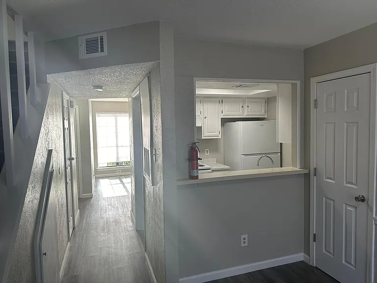 8001 Rothington Rd #11 — Photo 5