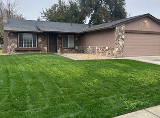 94 W Woodland Ave, Woodland, CA 95695