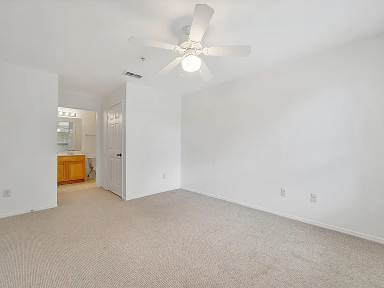 4850 51st St W #3205 — Photo 13