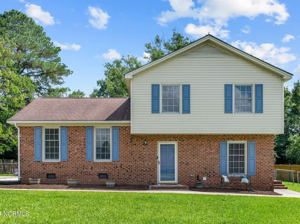 2815 Ellsworth Drive, Greenville, NC 27834