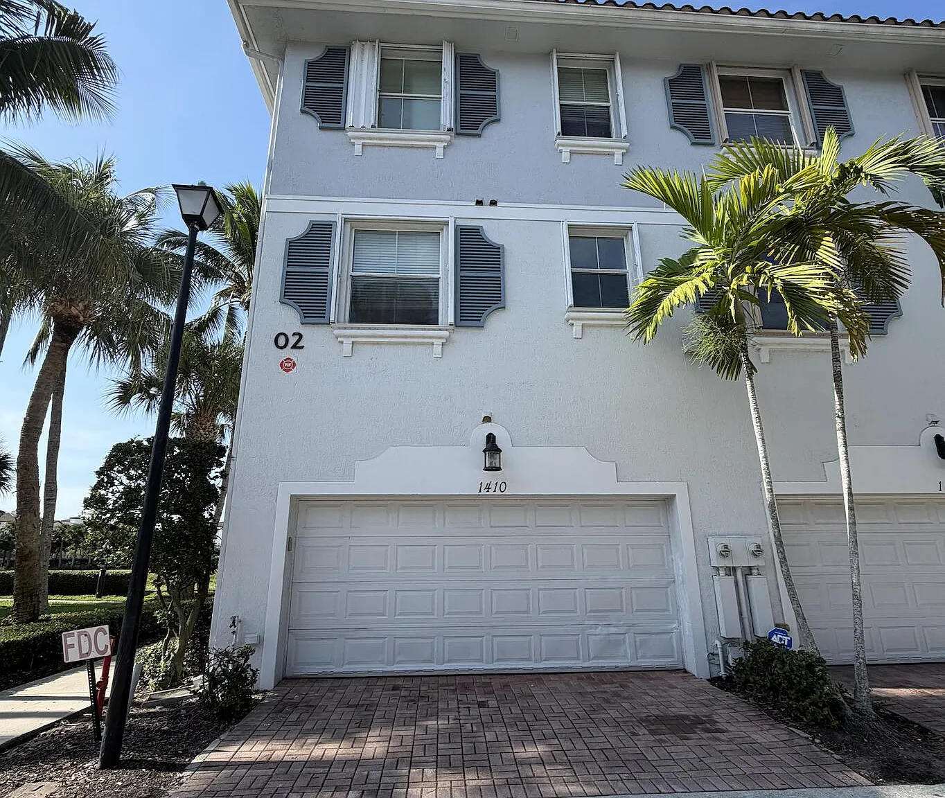 3 bed, 3.5 bath, 1904 sqft, $3,000 — Photo 4