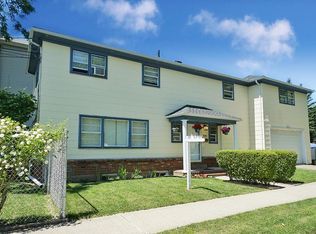 355 King St, Staten Island, NY 10312