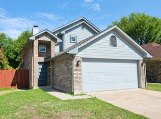 1826 McAlaster St, Cedar Hill, TX 75104