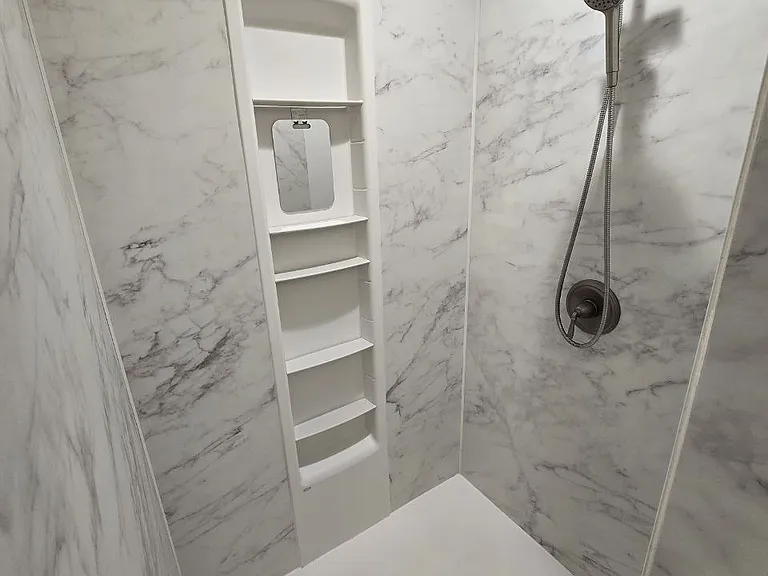 2409 Hunters Trl — Photo 21