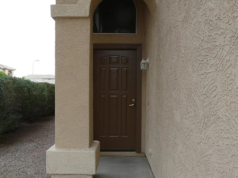Main entrance
Welcome to Home tour !