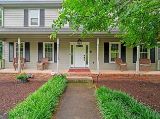 9060 Par Dr, Douglasville, GA 30134