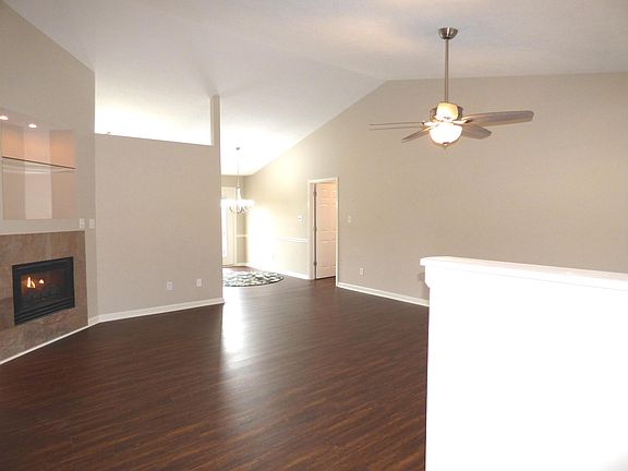 All new flooring and light fixtures/fans. Freshly painted throughout.
