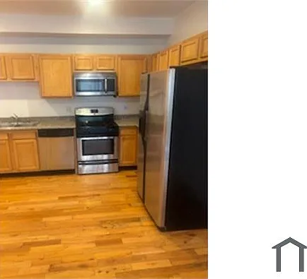 2101 E 67th St #101 — Photo 4