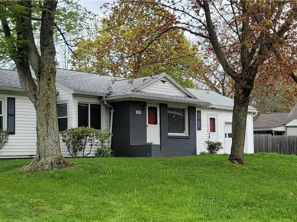209 Charlotte St, Newark, NY 14513
