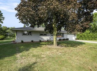 12014 County Road G, Caledonia, WI 53108