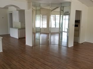 525 De Soto Dr, Hemet, CA 92543