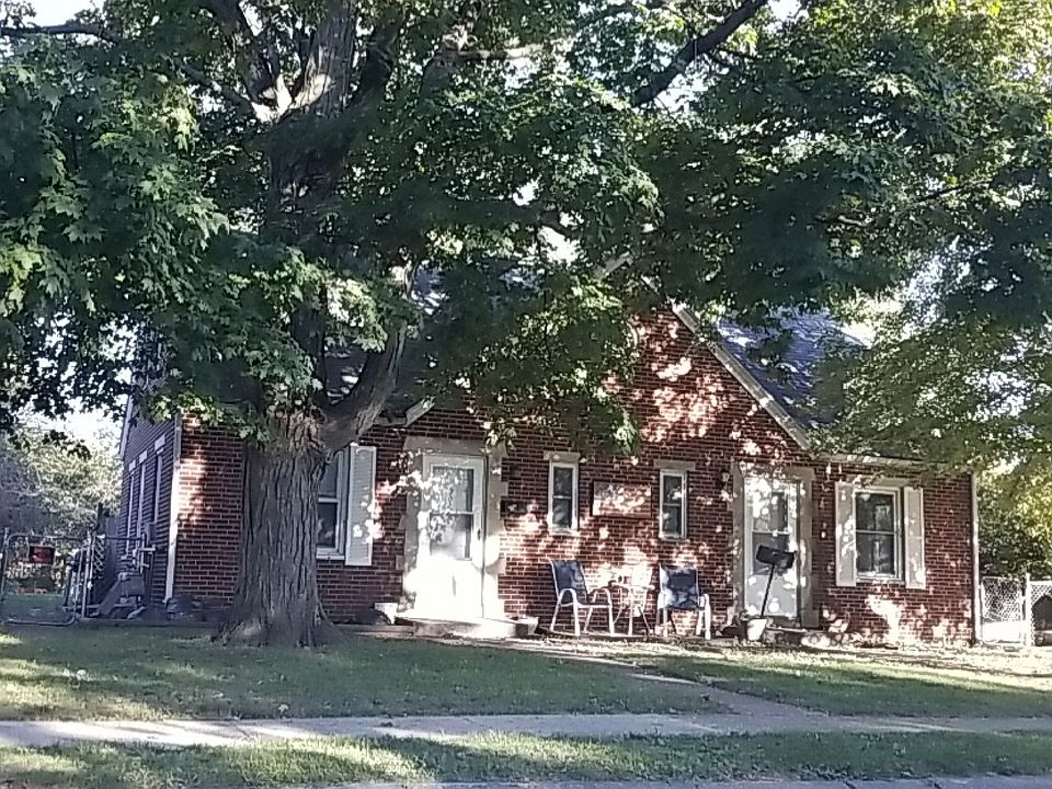 2nd image of 700 Winston Dr